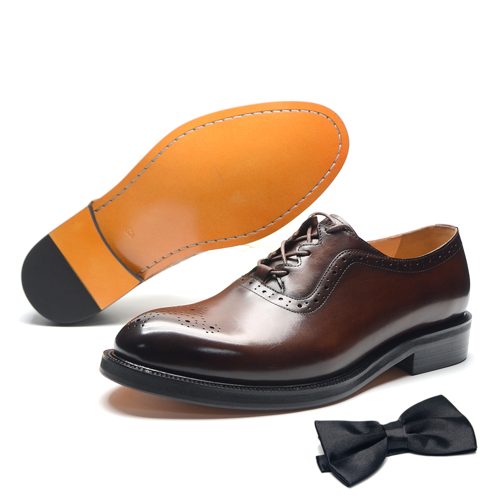 Eleganti Scarpe Oxford da Uomo per Matrimonio e Occasioni Formali, Fatte a Mano in Vera Pelle, con Lacci, Stile Brogue, Punta Tonda, per Ufficio e Cerimonie