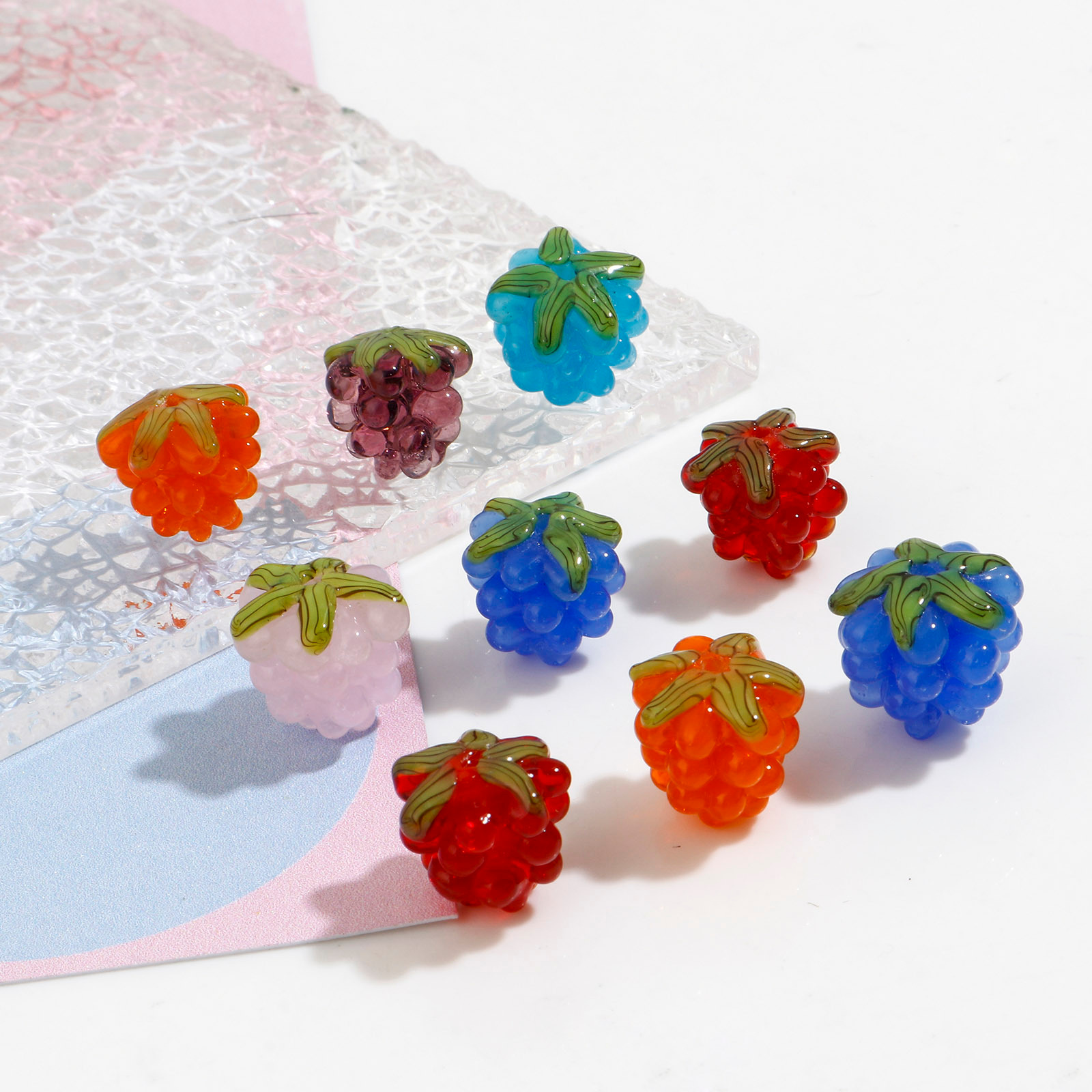 Perles de verre de fruits de raisin 3D, perles d'espacement multicolores, bracelets de collier de bricolage, accessoires de bijoux de bureau, 13mm x 12mm, 2 pièces
