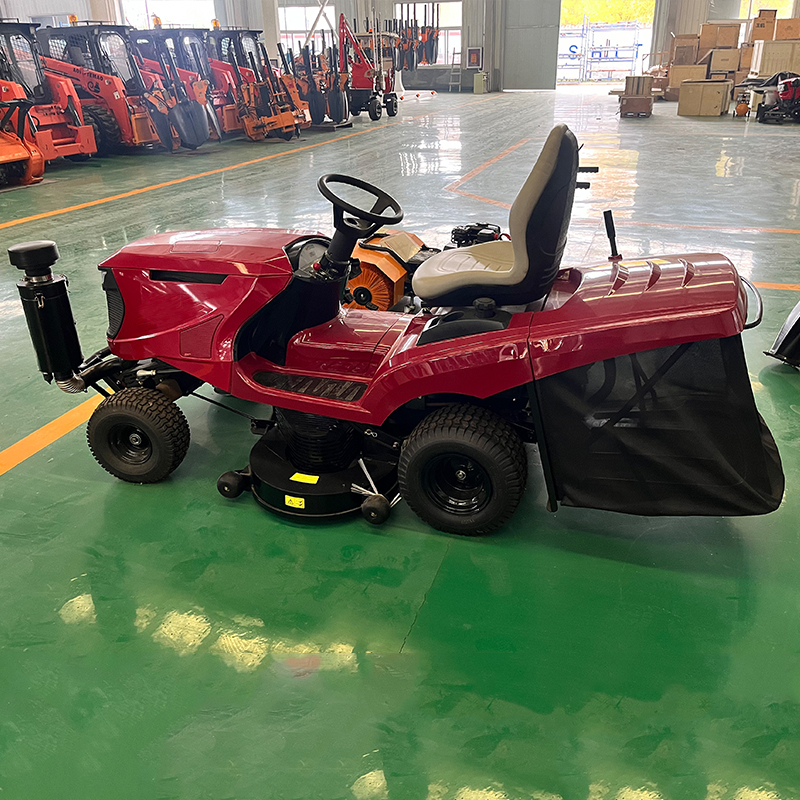 Customized four-wheel drive lawn mower, powerful engine, riding lawn mower, bandwidth platform