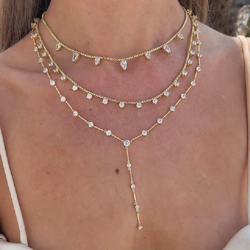 Nuova Collana Lunga da Donna 2026 con Catena a Maglie Geometriche CZ, Choker Sexy Iced Out con Zirconia, Gioielli di Moda di Alta Qualità