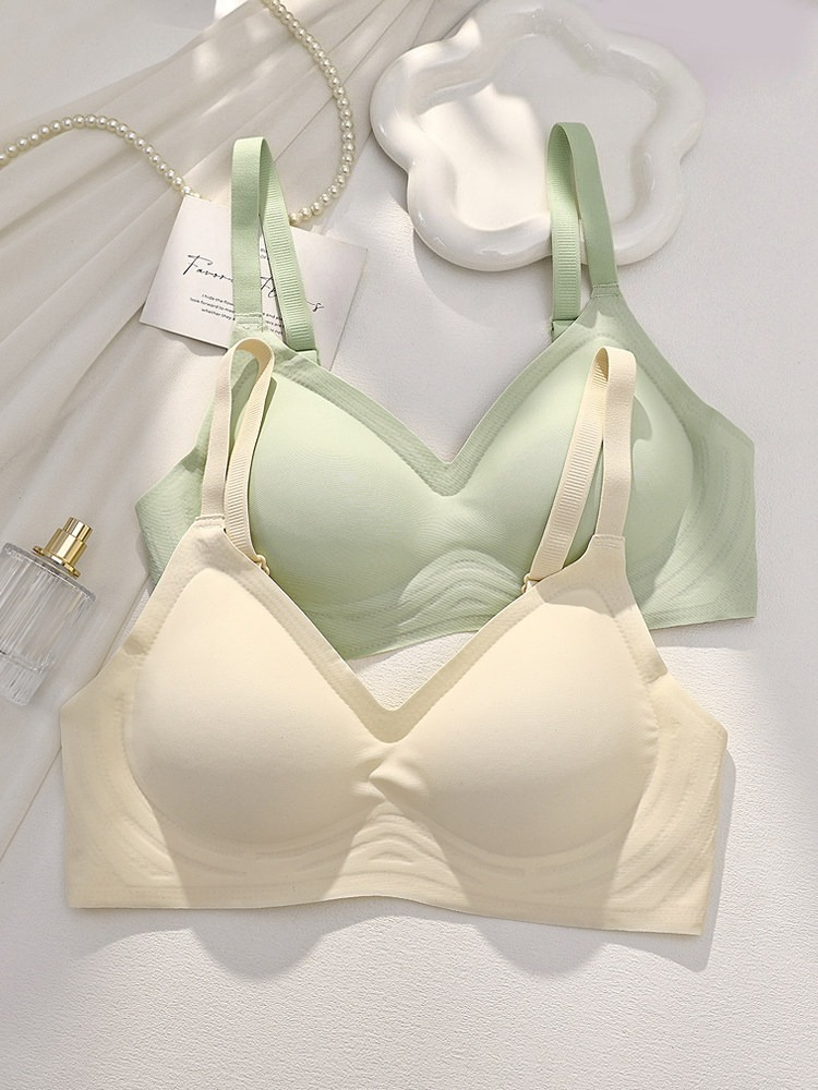 Soutien-gorge sans couture pour petite poitrine, push-up confortable, sans armatures, soutien doux, sous-vêtements fermés pour femmes avec des seins sans armatures