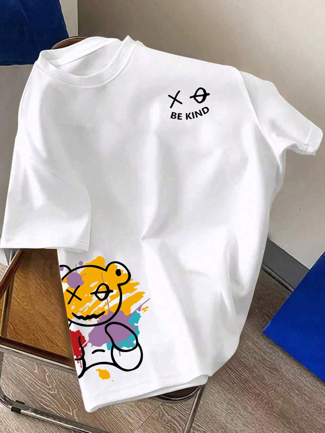 남성용 100% 순면 여름 루즈 사이즈 BE KIND 편지 만화 프린트 캐주얼 편안한 라운드 넥 반팔 티셔츠 탑