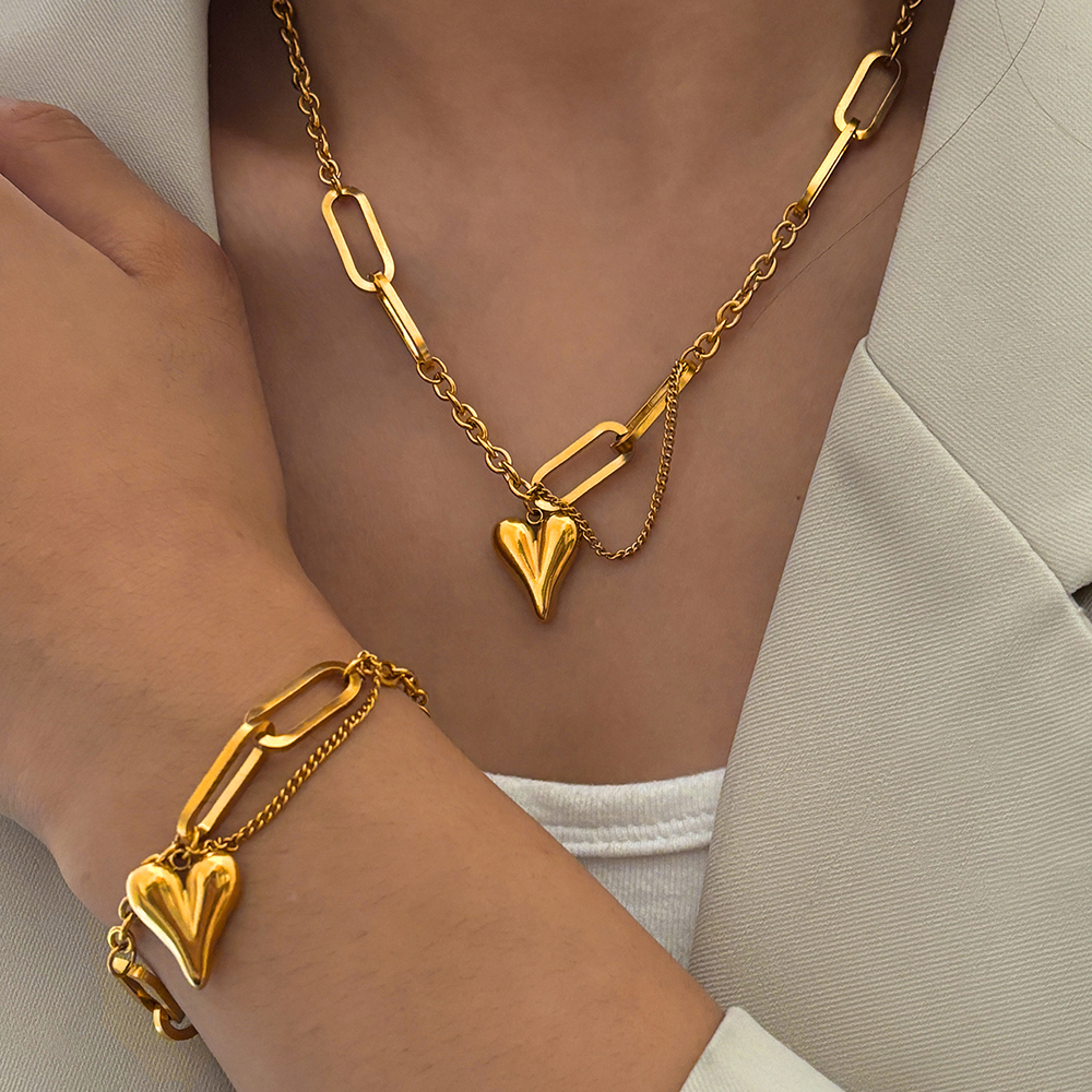 Stainless steel combination of two sets of new light luxury retro heart-shaped irregular chain women's jewelry daily matching
