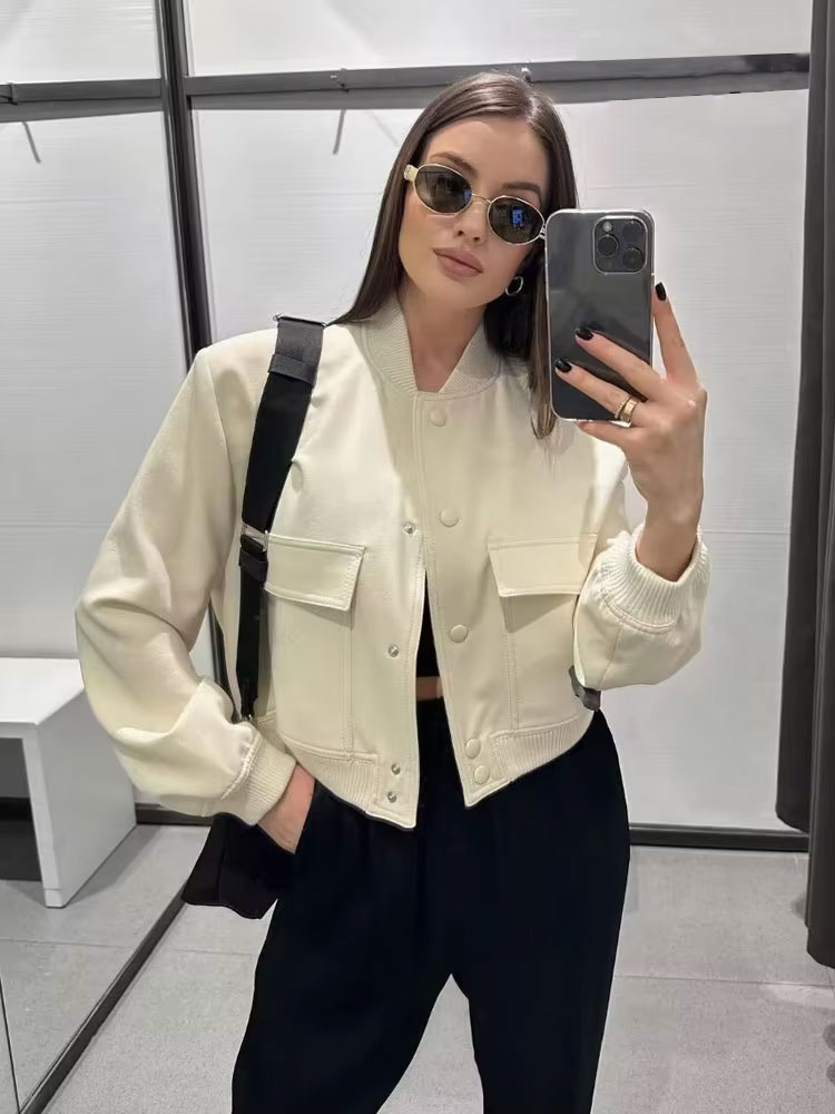 Damska moda: kurtki bomberki z kieszeniami, płaszcze w stylu vintage z długim rękawem, zapinane na guziki, codzienna odzież wierzchnia, eleganckie topy.