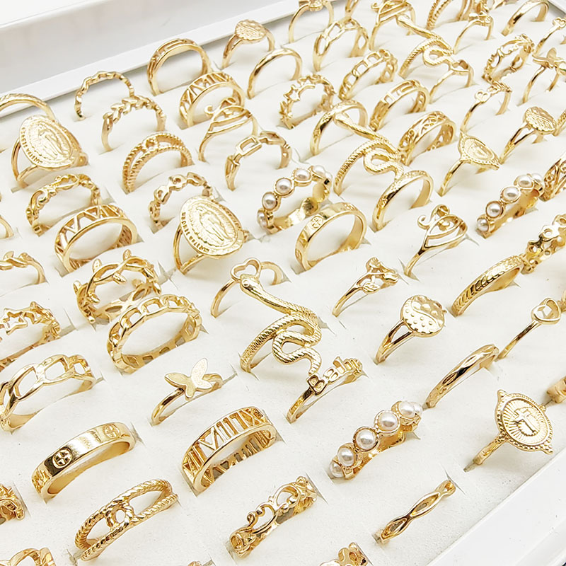 แหวนนิ้วสีทอง30ชิ้น/ล็อตสำหรับเด็กผู้หญิงใหม่รักงูสัตว์ผีเสื้อคัตเอาต์ดาวมุกแหวนเชื่อมบางเครื่องประดับงานปาร์ตี้ผู้หญิง