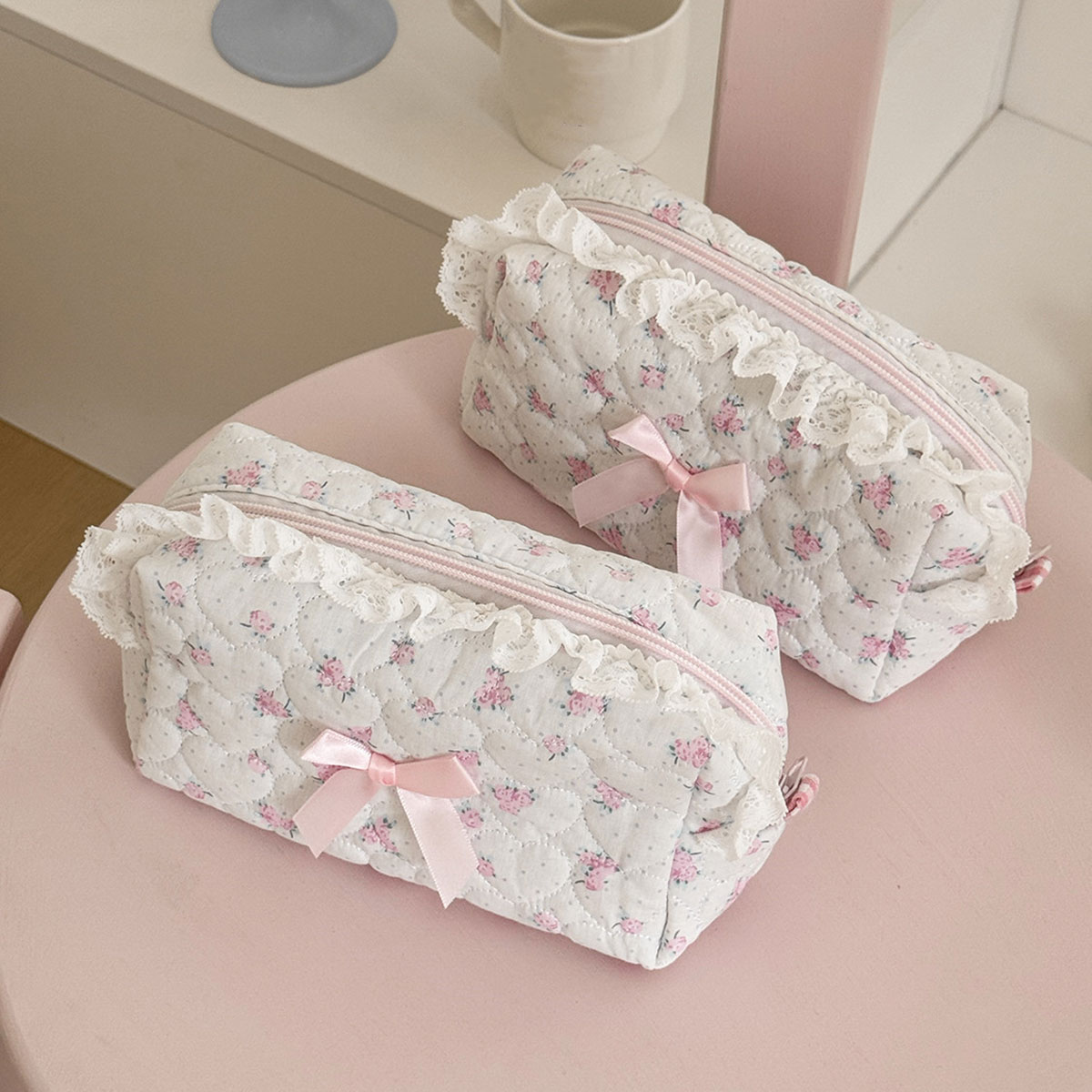 ピンクの花の女性用レース小さな化粧バッグ旅行オーガナイザー化粧品コインハンドバッグポーチ女の子用キュートなリボン付きスクエアジッパー財布バッグ