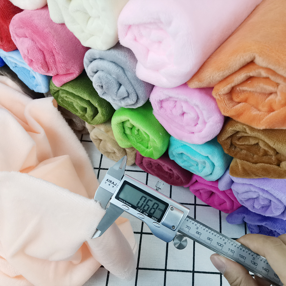 CHEONET STOF --- Korte zachte pluche stof, super voor het naaien van poppen, doe-het-zelf handgemaakte huistextiel, stof voor speelgoed, flanel