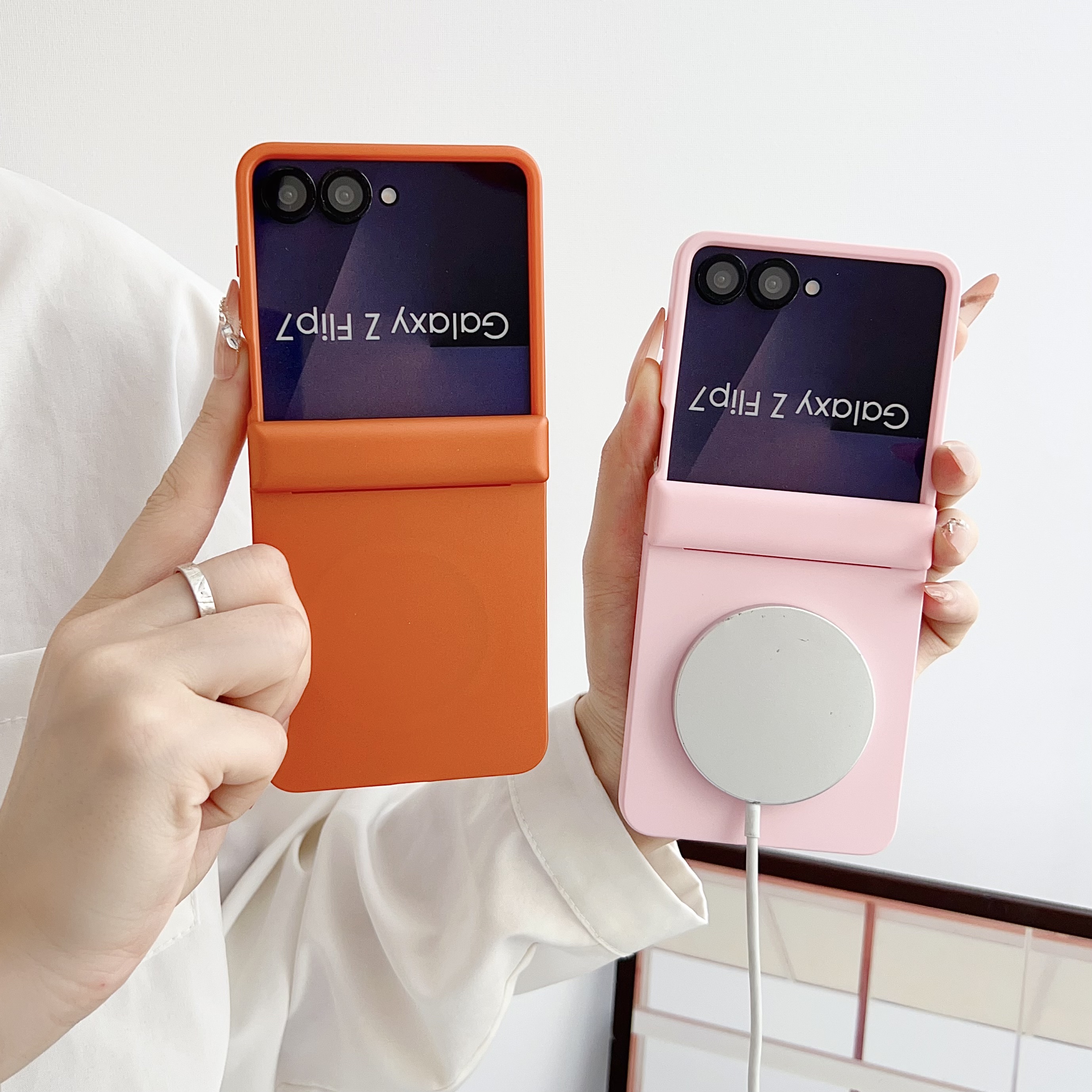 Casing Ponsel Magnetik Warna Permen Dopamin Modis untuk Samsung Galaxy Z Flip 7 6 5 7 FE Penutup PC Keras Tahan Benturan Pengisian Daya Nirkabel