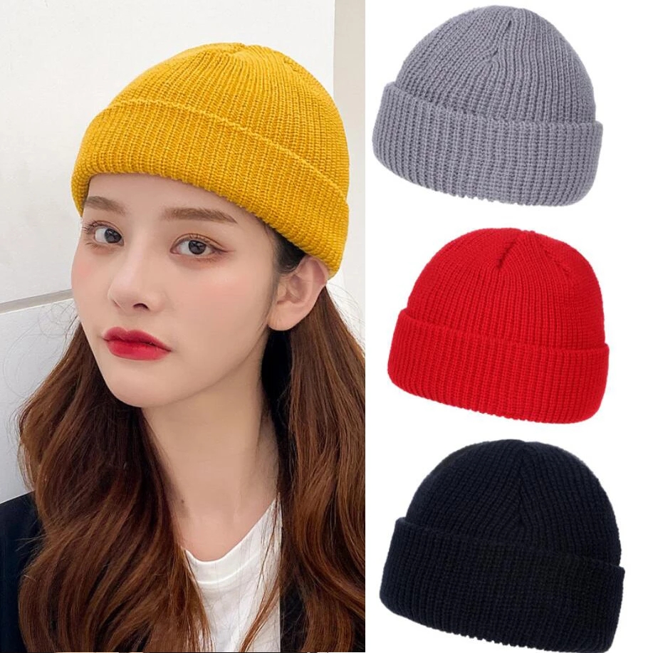 Czapki dziergane typu beanie, modne męskie i chłopięce czapki typu skullcap, czapki marynarskie z wywiniętymi brzegami, retro, granatowe krótkie czapki, jednokolorowe, unisex, ciepłe zimowe czapki z podwiniętym brzegiem.