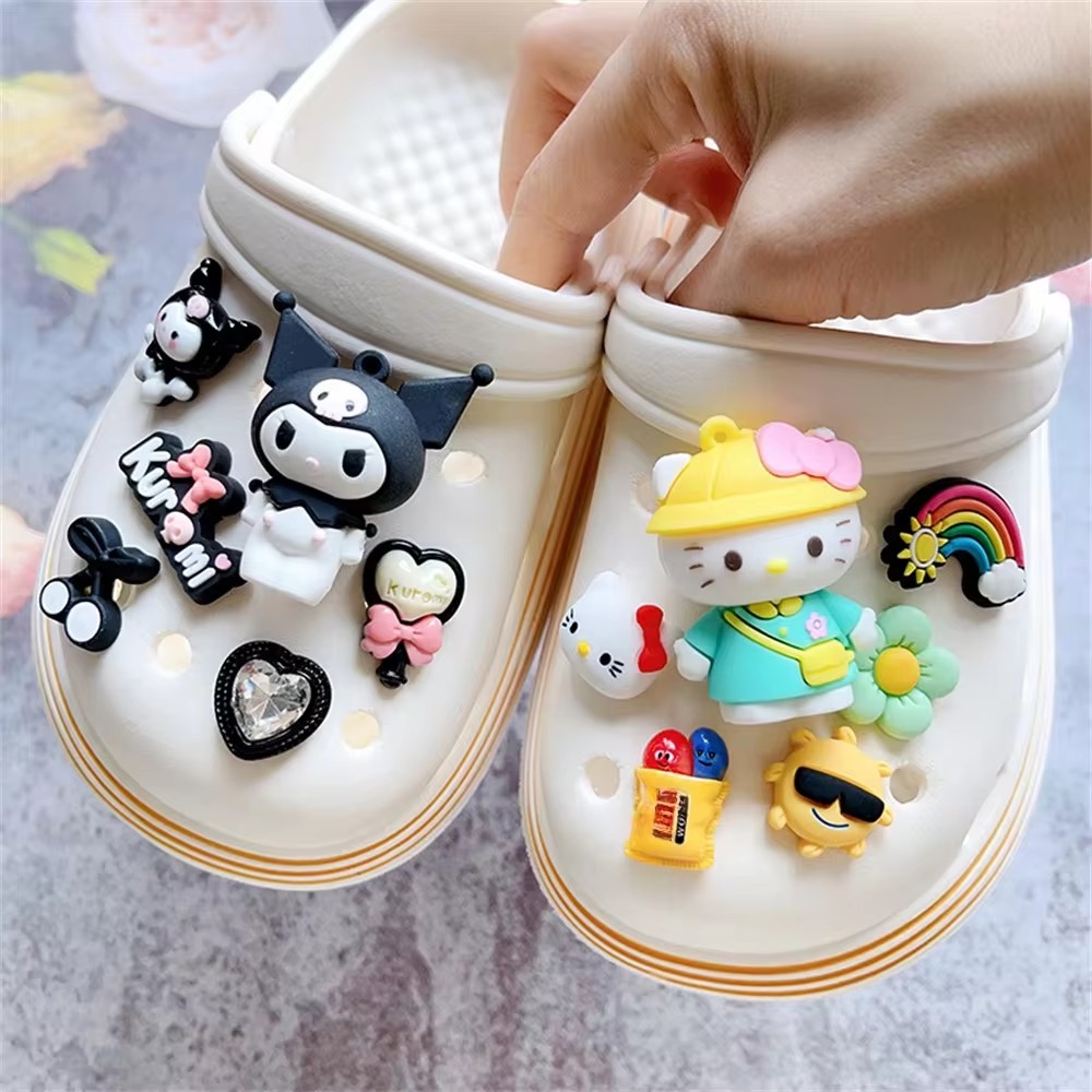 MESUCA dibujos animados 3D lindo Kuromi muñeca encanto accesorios de zapatos DIY desmontable zuecos de madera para niños hebilla de sandalia