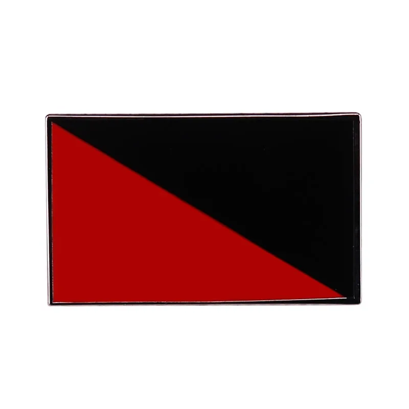 Czerwono-czarna flaga anarchista Emalia Szpilka Anarchia Anarchokomunizm Anarchosyndykalizm Flagi broszka Metalowa odznaka