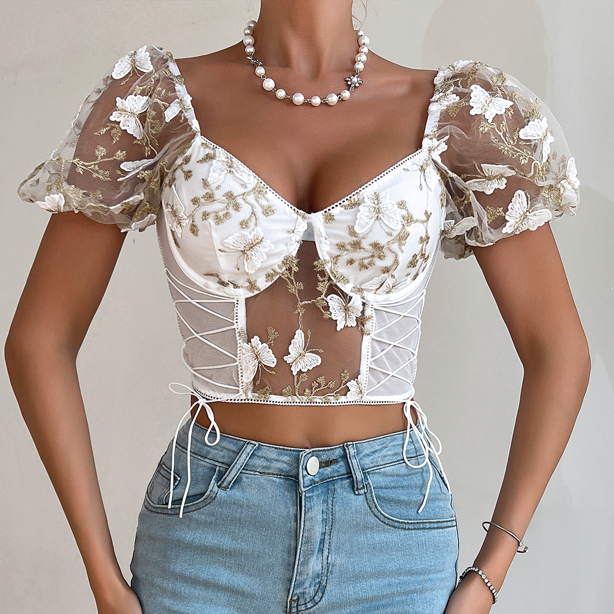 Camiseta de malla con cuello en V para mujer, Top corto de manga corta con bordado de mariposa, camiseta sin mangas con Espalda descubierta, Top corto ajustado, camiseta Y2k