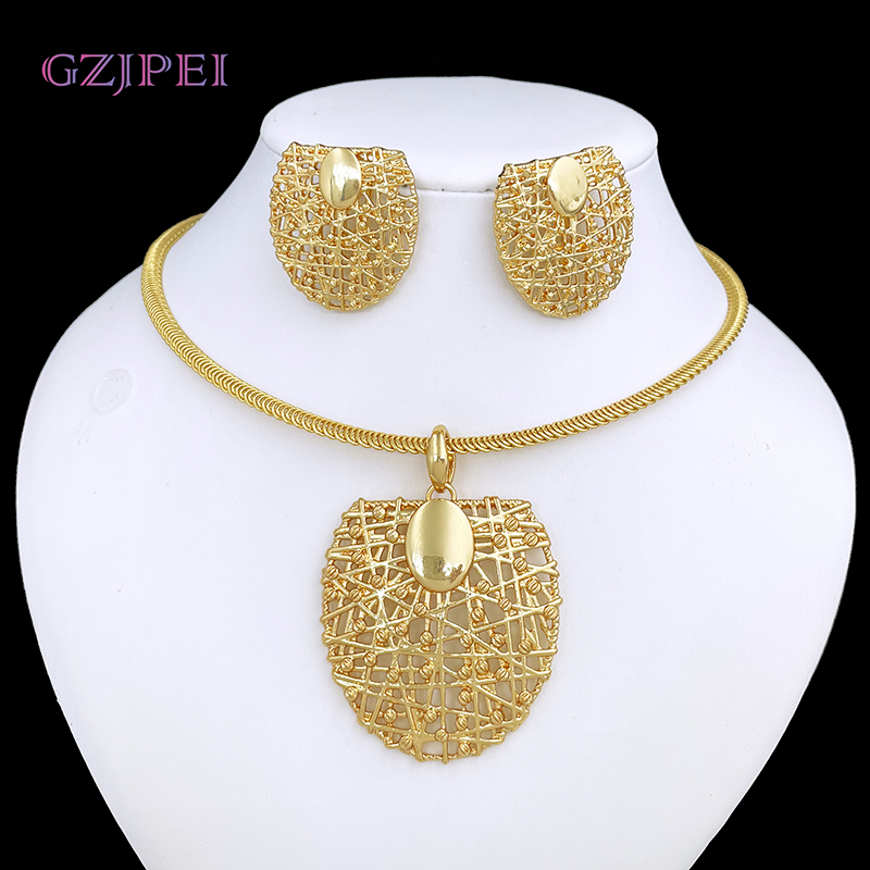 Gouden Kleur Ketting Oorbellen Set Voor Vrouwen Unieke Choker Hanger Oorbellen 3 Stuks Set Sieraden Kwaliteit Accessoires Gratis Verzending