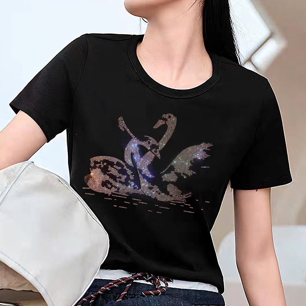 ผู้หญิง Sparkle เสื้อยืดรูปแบบเพชรฤดูร้อนเสื้อลําลอง Streetwear แขนสั้น Rhinestone TEE ผ้าฝ้ายนุ่มผสม S-4XL