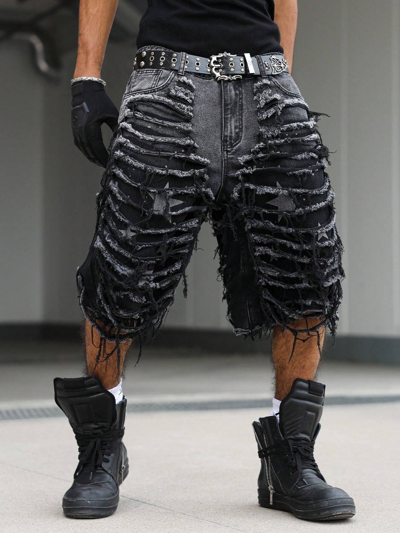 Shorts en jean déchiré noir délavé pour homme, style gothique vintage, tendance estivale, coupe ample, bords bruts et franges, pantalon cinq points