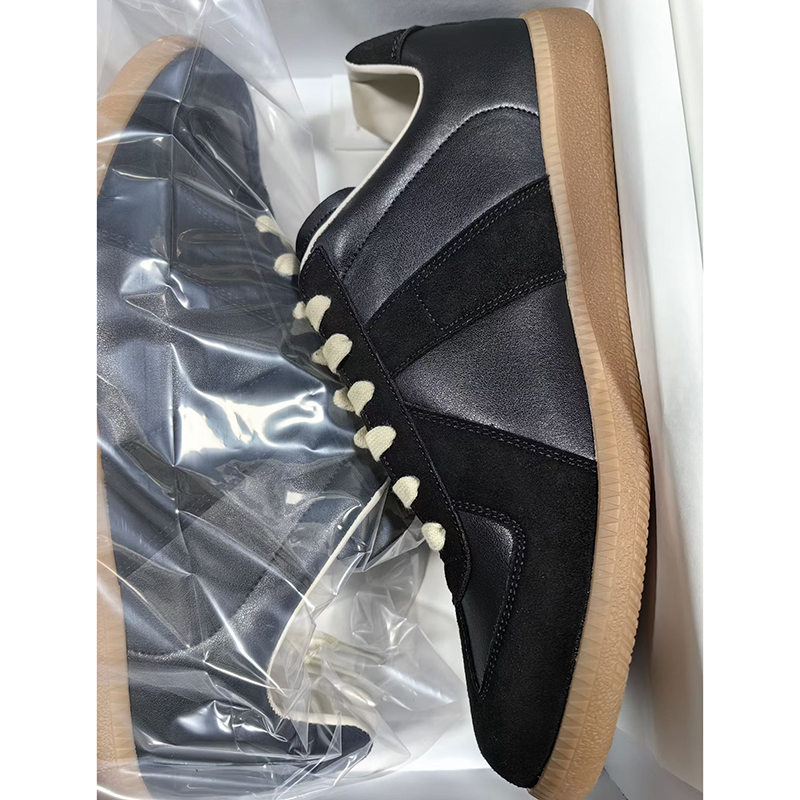 Baskets unisexes noires en daim patchwork, style militaire allemand, basses, à lacets, semelle plate en caoutchouc, chaussures décontractées pour la marche