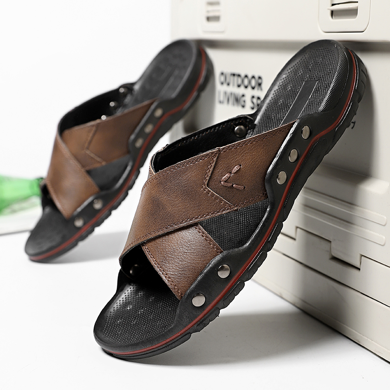 Sandal kulit Sandal pria, Sandal kulit baru musim panas 2024 untuk pria, sepatu pantai Hotel, kualitas tinggi, ukuran besar, 48, Slip on, ringan, Sandal jepit