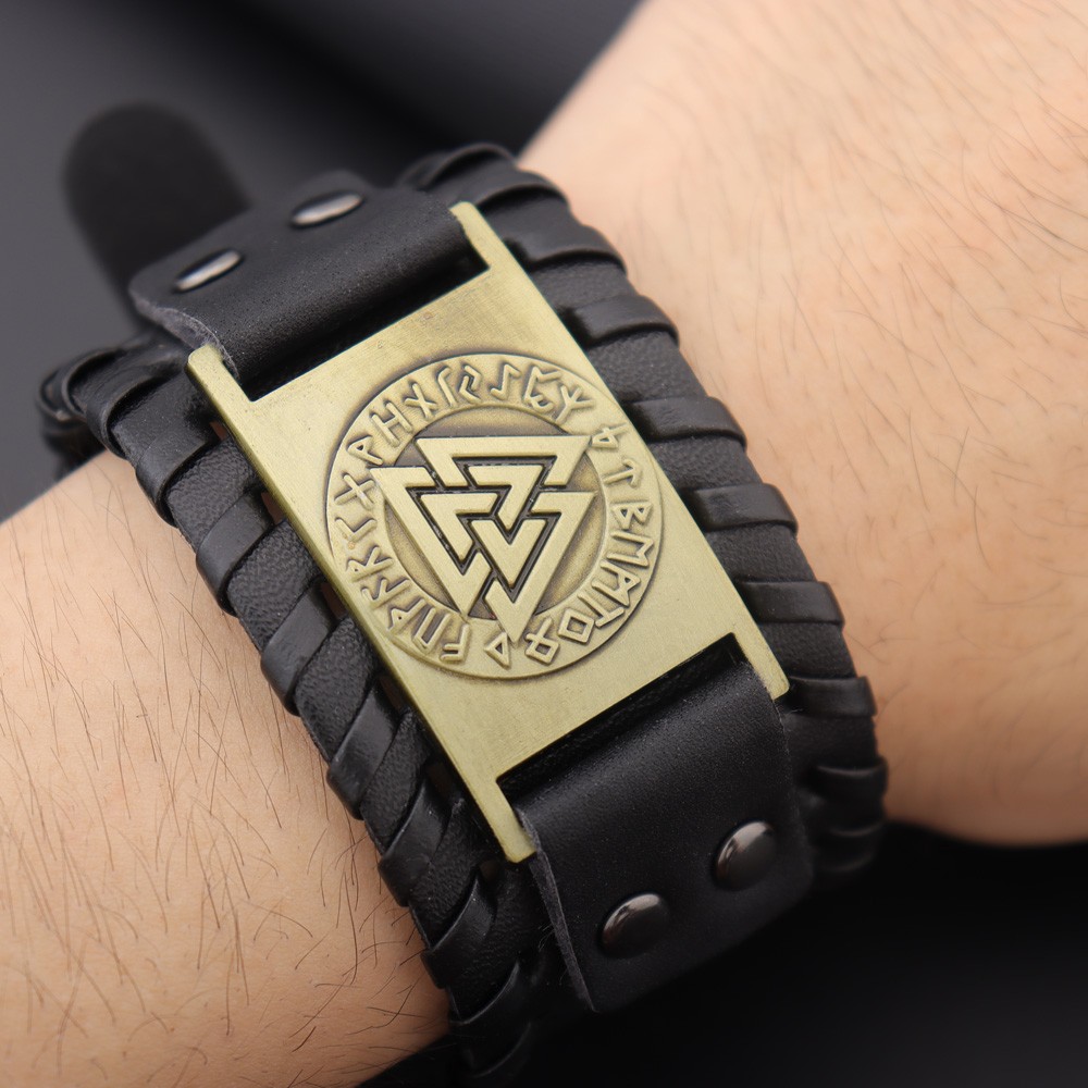 Herren hand gewebte breite Leder verstellbare Armband Legierung Dreieck Slavic Armband für Herren beliebte Modeschmuck Dekoration