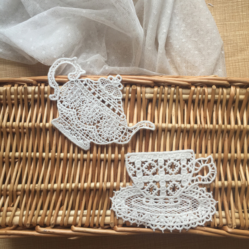 แพทช์ปักลายถ้วยชาสีขาว 1 คู่ สำหรับเย็บติดเสื้อยืด กระเป๋า ของตกแต่ง DIY ซ่อมแซมเสื้อผ้า