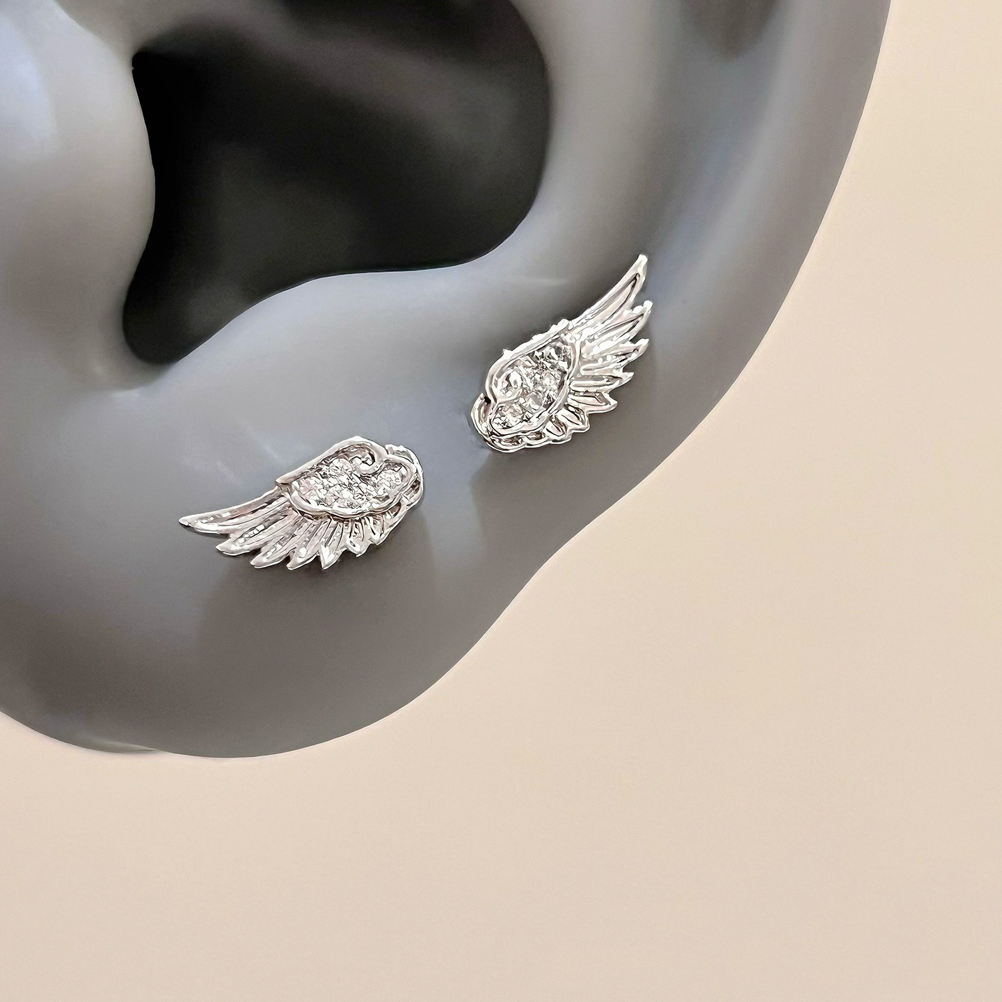 Un par de pendientes Vintage con alas de Ángel creativas para parejas, pendientes Punk para mujer, regalo de joyería de cumpleaños