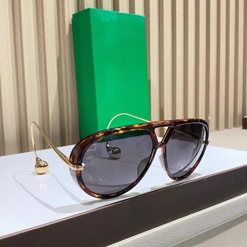 Óculos de Sol Oversized de Marca de Luxo para Mulheres e Homens, Óculos Vintage Populares, Óculos Punk com Proteção UV400