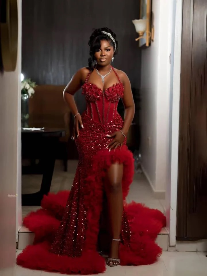 Robe de bal longue rouge scintillante à paillettes, sirène, à bretelles, à volants, avec fente haute, robe de soirée, robe de fête d'anniversaire, robe de gala, sur mesure