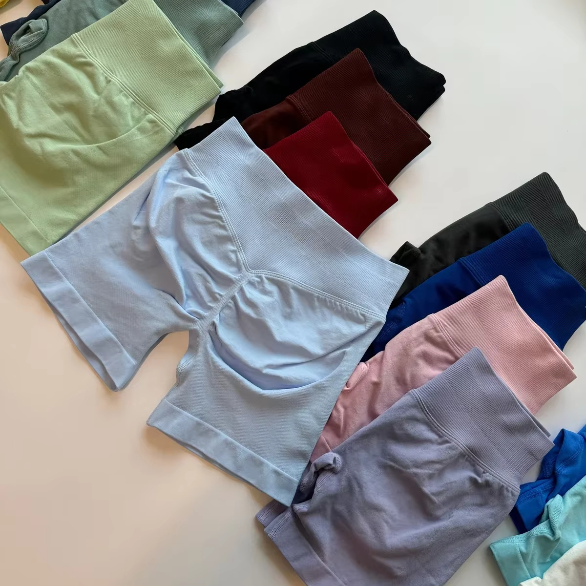Impact Shorts with Logo Low Ribbed Band Yoga Shorts Seamless Scrunch Bum Gym Short Workout Booty Short Fitness Biker Short