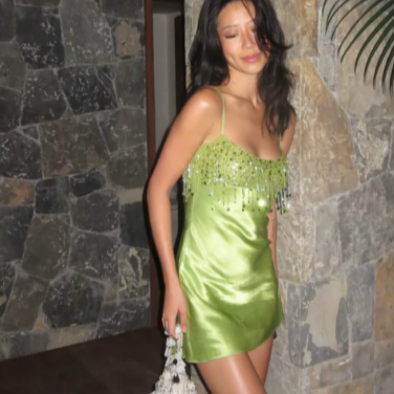 Schickes High-End Pailletten-Quasten-Satinkleid für Damen – Elegantes Mini-Kleid mit tiefem Ausschnitt und Trägern, stilvoller Reißverschluss hinten, Strandparty-Kleid 2026