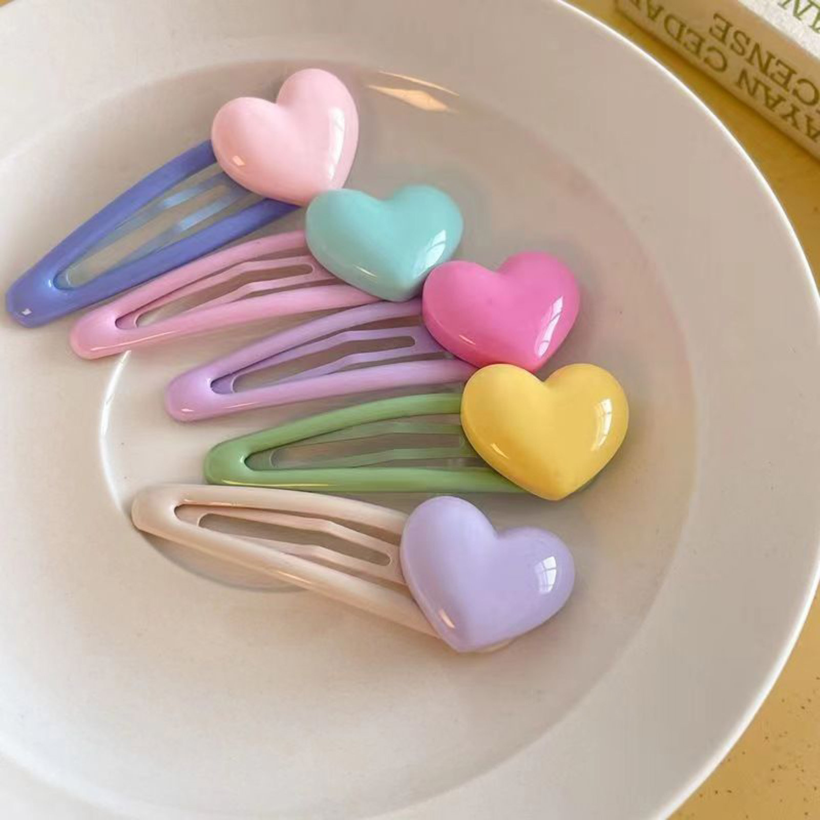 5 peças de presilhas de cabelo em formato de coração, presilhas de cabelo de resina com decoração de coração antiderrapante, adequadas para crianças, bebês e meninas
