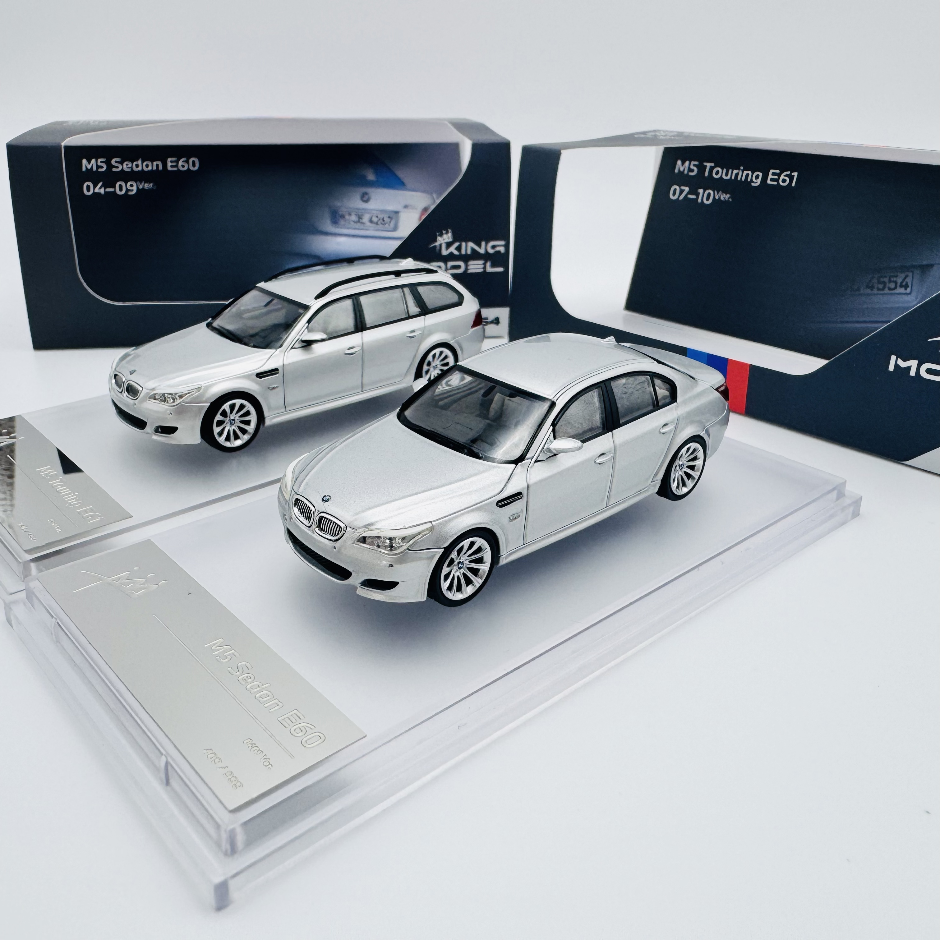 Модель King 1:64 M5 E60 E61 Модель автомобиля из сплава седана Touring Коллекционная модель автомобиля