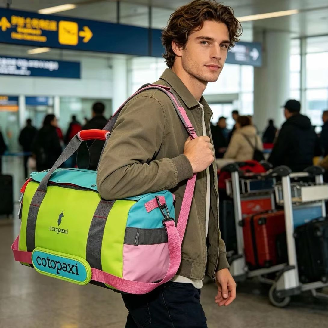 Sac à dos multifonctionnel de 35 L pour l'extérieur, peut être porté à la main, à l'épaule ou en bandoulière, sac de voyage au design color-block