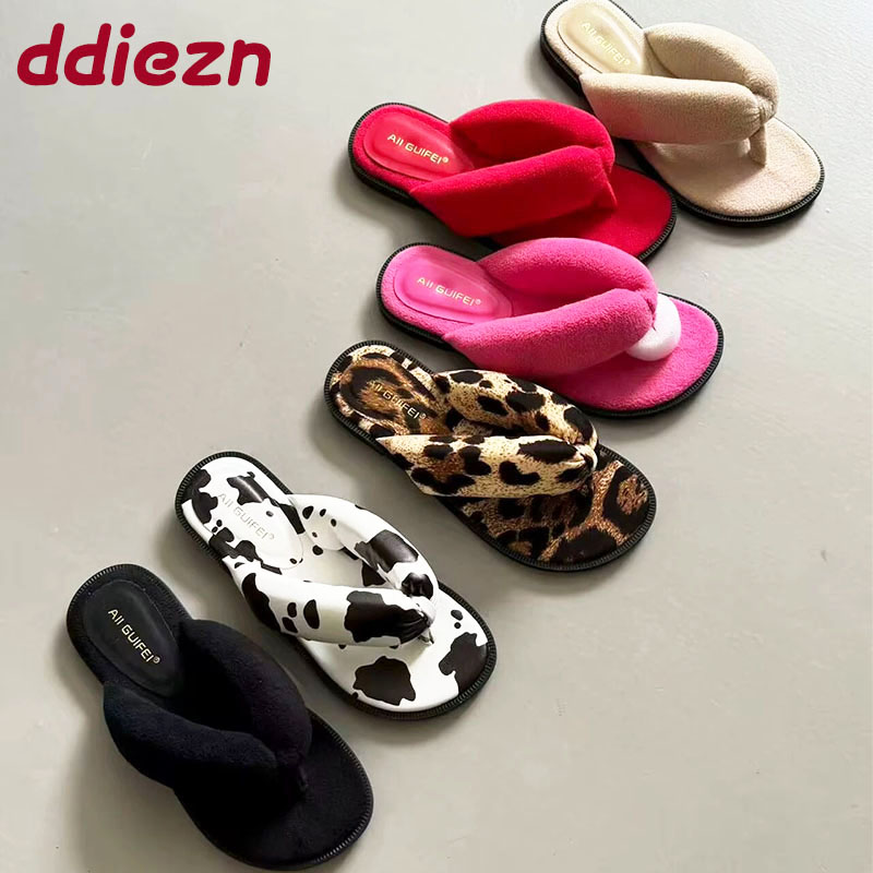 New Female Summer Beach Slides Flip Flops Fashion Flock Women Flats Slippers Round Toe Ladies Flats Slippers Sandals Shoes