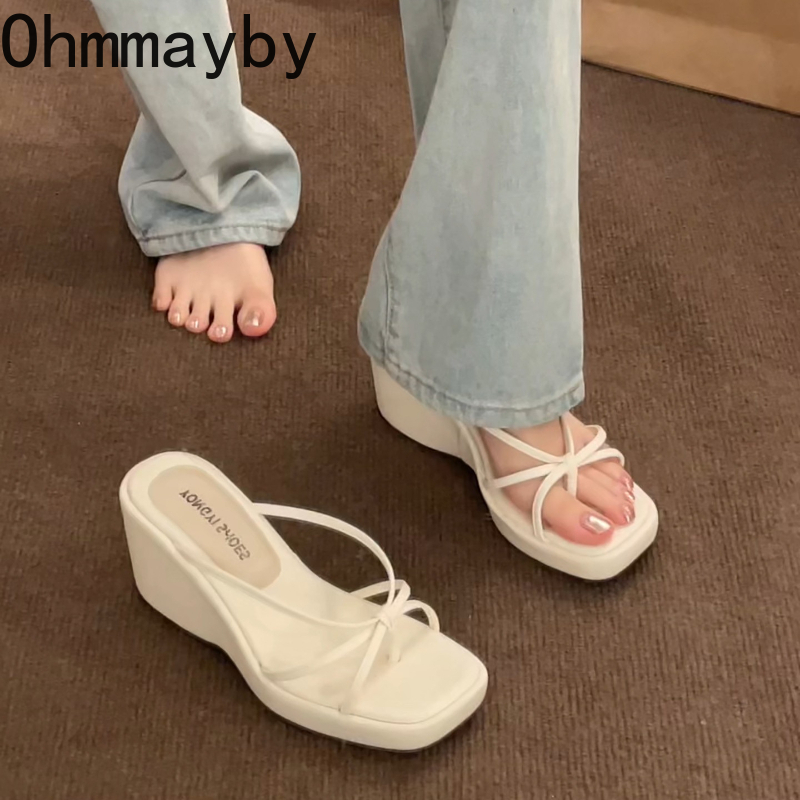 Nieuwe zomer dames platform wedges hak clip teen slippers beknopte smalle band slide dames outdoor feestjurk vakantie sandalias