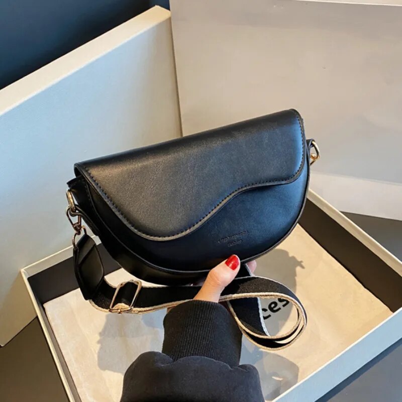 PUレザーカジュアルレディースショルダーバッグ女性のフラップクロスボディバッグサドルバッグ2ストラップレトロハンドバッグ