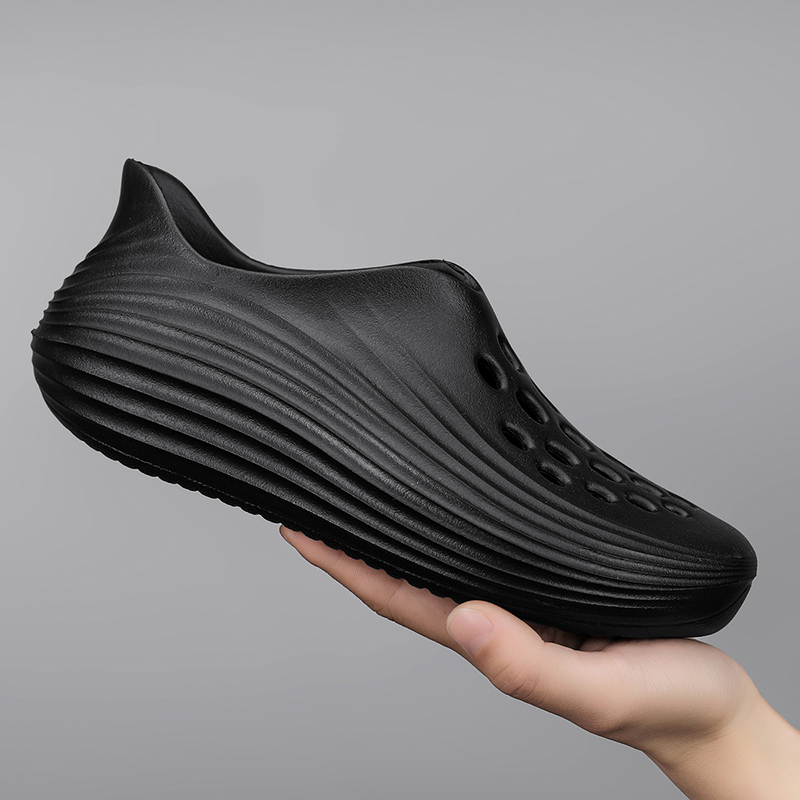 Sandalias ligeras a la moda para hombre, zapatos de playa EVA de verano para hombre, zapatos de agua suaves transpirables para hombre, zapatillas informales cómodas para caminar