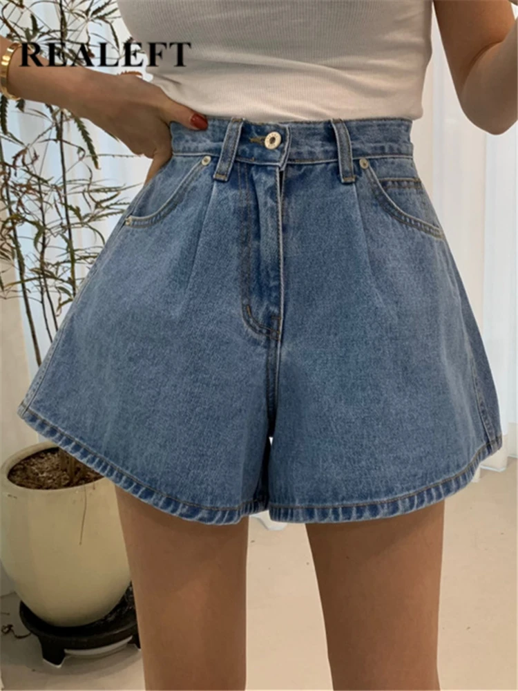REALEFT celana pendek kaki lebar wanita, Jeans tinggi berkancing kasual Musim Panas 2024