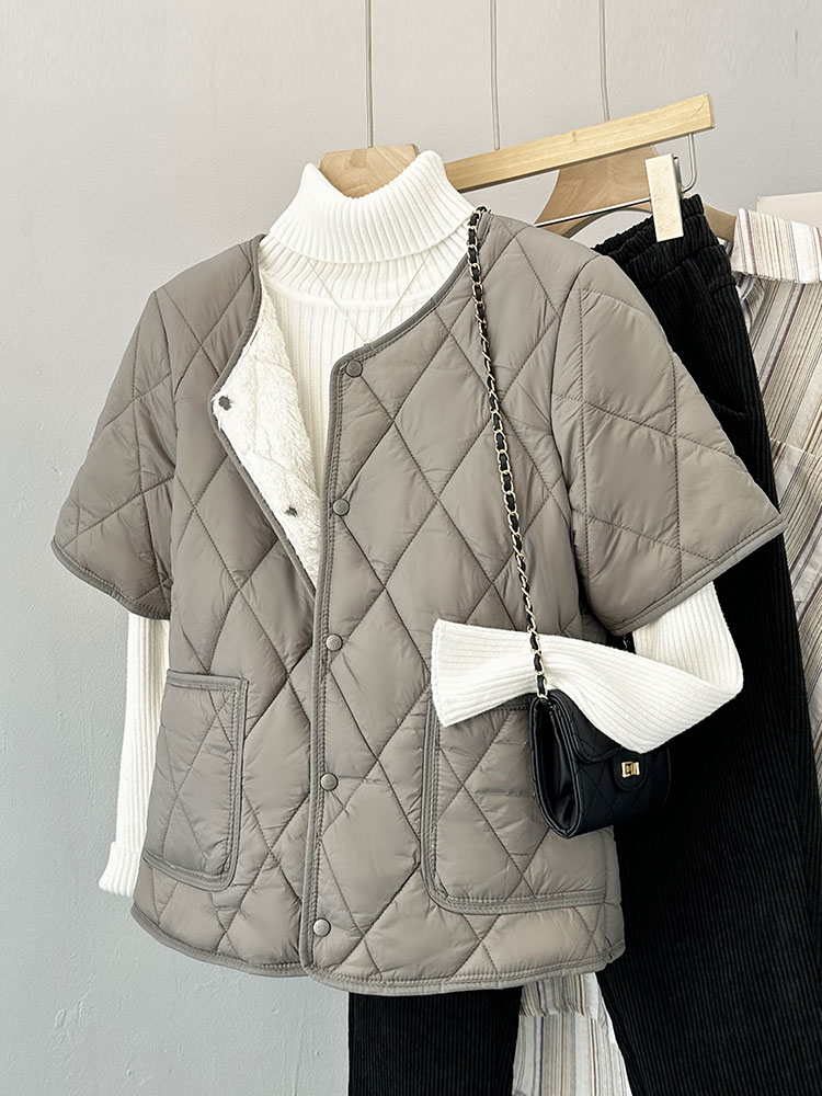 女性の秋冬肥厚綿ベスト軽量半袖 5 インナー裏地ベスト暖かさママ服 V ネックボタン閉鎖