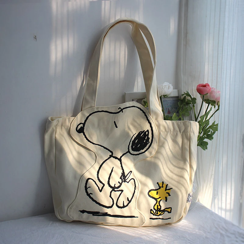 Nuova borsa a tracolla in tela Snoopy moda cartone animato Borsa a tracolla per lezione studentessa carina casual di grande capacità