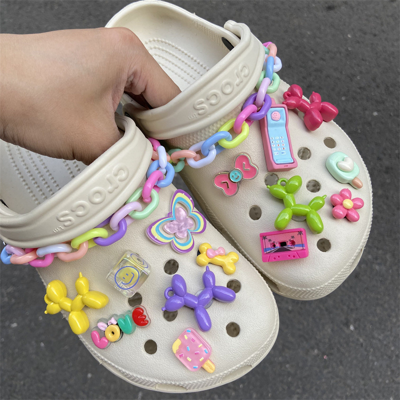 Leuke Cartoon Schoen Charmes Set Leuke Ballon Hond Keten gesp Kind Schoenen Decoraties Creatieve DIY 3D Schoenaccessoires 1 set