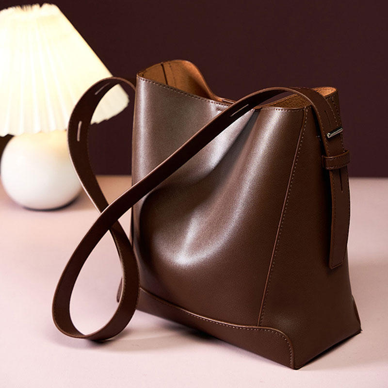 Rindsleder frauen Schulter Tasche Mode Trend Luxus Designer Eimer Taschen Große Kapazität Aus Echtem Leder Frauen Umhängetaschen
