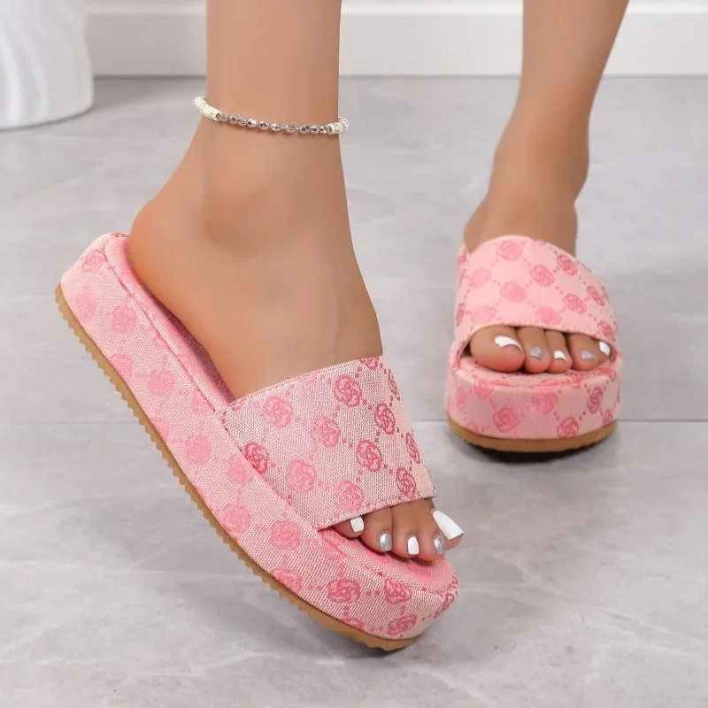 Femmes plate-forme pantoufles femmes chaussures concepteur sandales plates en plein air sandales florales dames chaussures de plage Sandalias pour les femmes