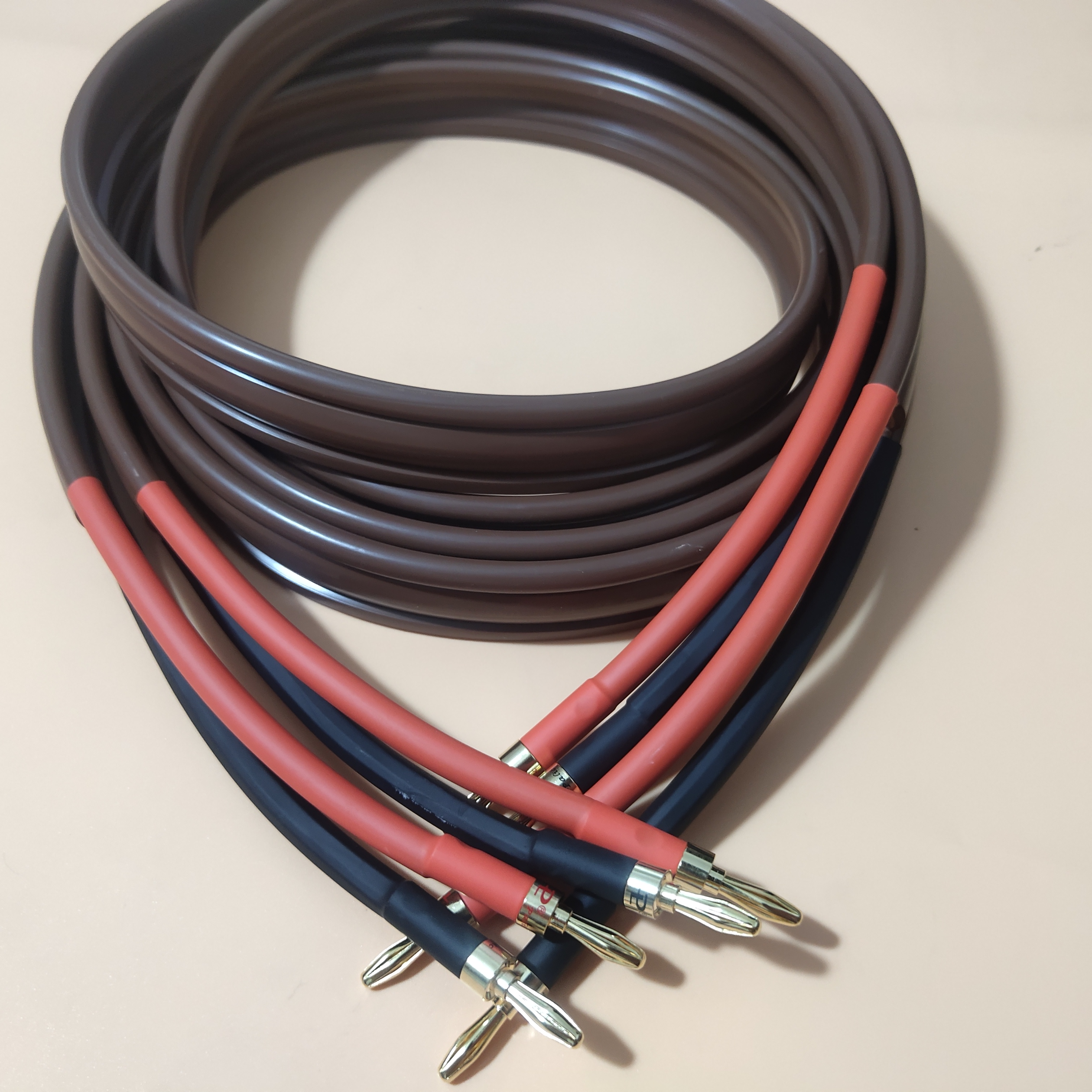 Hi-End Prata Banhado Linha de Áudio HiFi, Van Den Hul Speaker Cable, Banana Plug, cobre vermelho, 1 Par