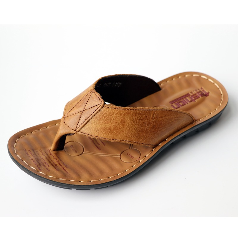 ฤดูร้อนรองเท้าหนังผู้ชาย Flip Flops รองเท้าชายหาดกลางแจ้งแบนรองเท้าแตะแนวโน้มแบนคลิปลื่น sandalias ขนาดใหญ่
