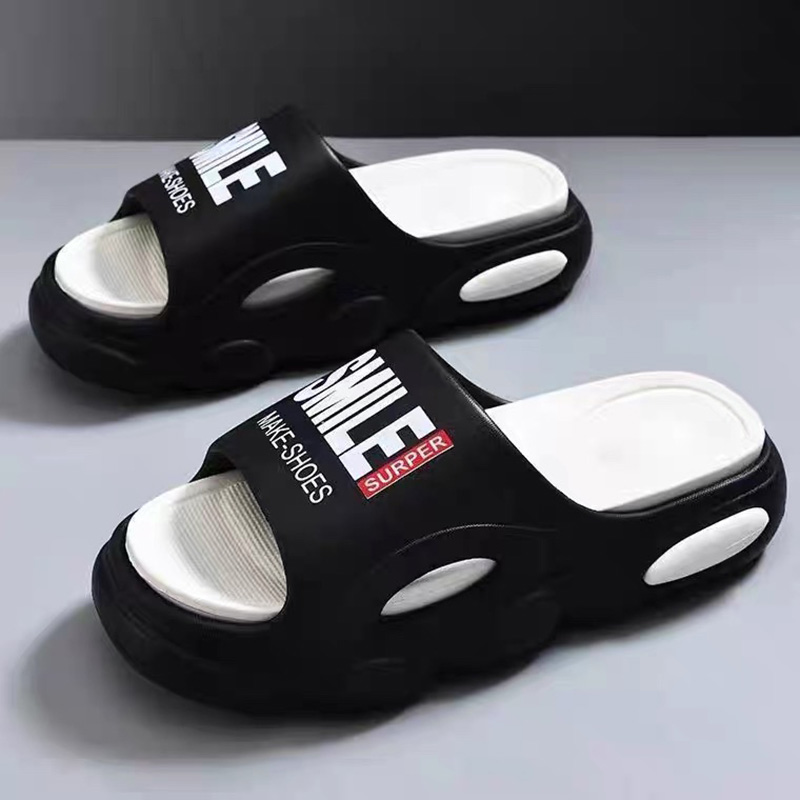 Heren dikke zool zomer strand slippers badkamer antislip pantoffels zachte sandalen eenvoud ultralichte letter schoenen heren pantoffels