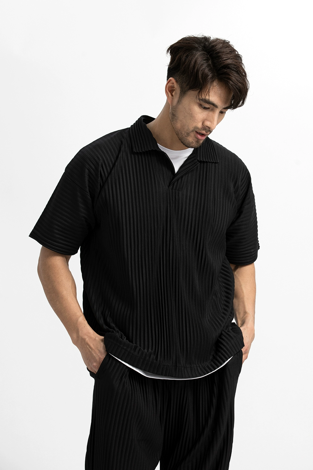 Miyake Revers Top Polo T-Shirt für Männer Plissee Kurzarm Polo-Shirt Sommerkleid ung für Männer lose Mode Streetwear