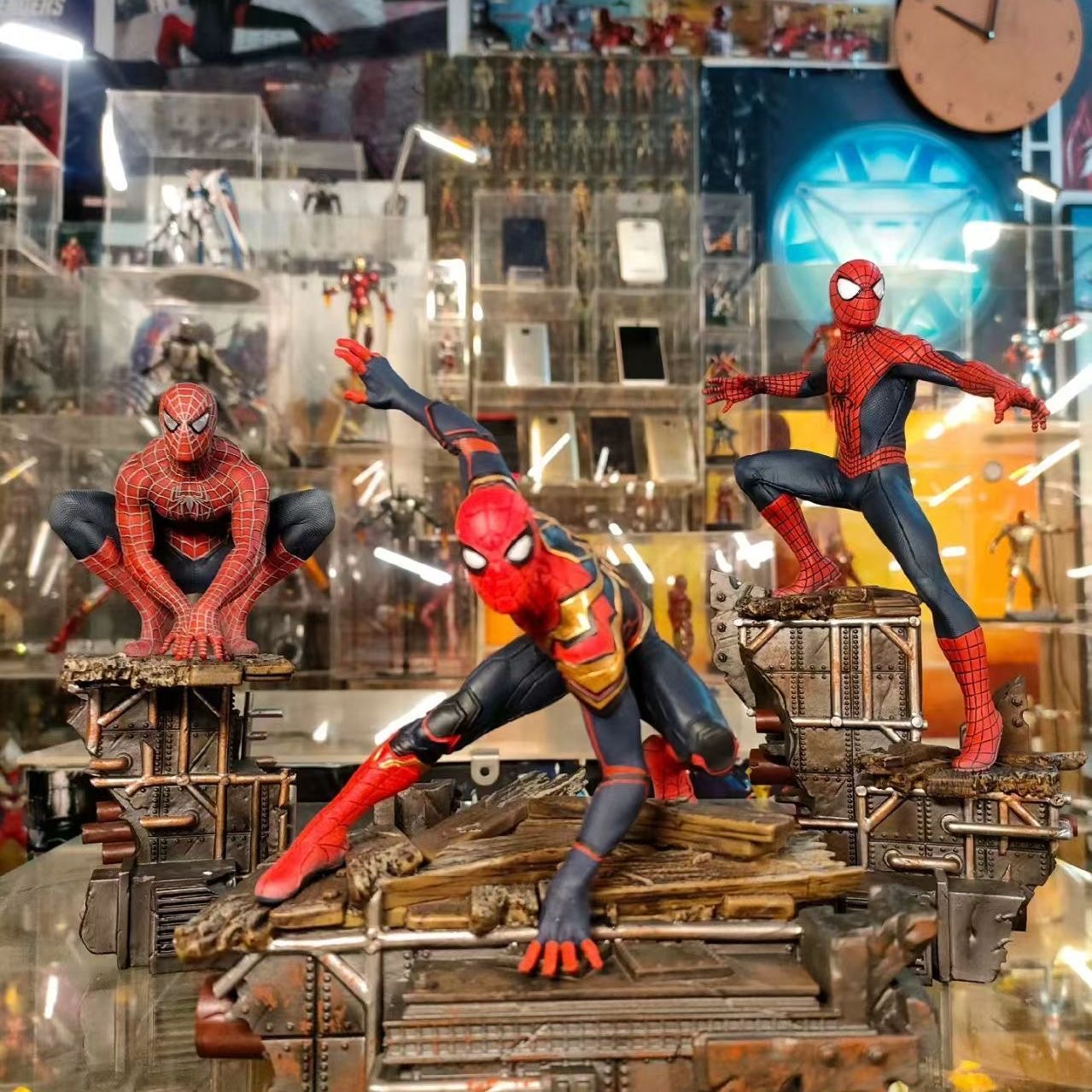 Drei Generationen im gleichen Rahmen GK Superheld Spider Man Series Avengers Yamaguchi Style Figur Spider Man Modell Geschenke