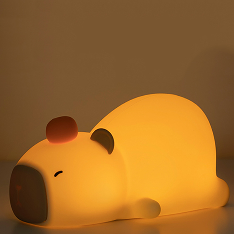 Capibara lindo silicona LED luz nocturna de dibujos animados USB recargable atenuación lámpara de noche para dormir para decoración de habitación de niños regalo de cumpleaños