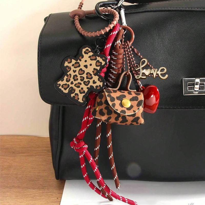 Accesorios para bolso, llavero elegante con borlas, aleación de PVC, colgante versátil para bolso, colgantes de cuero con estampado de leopardo, llavero