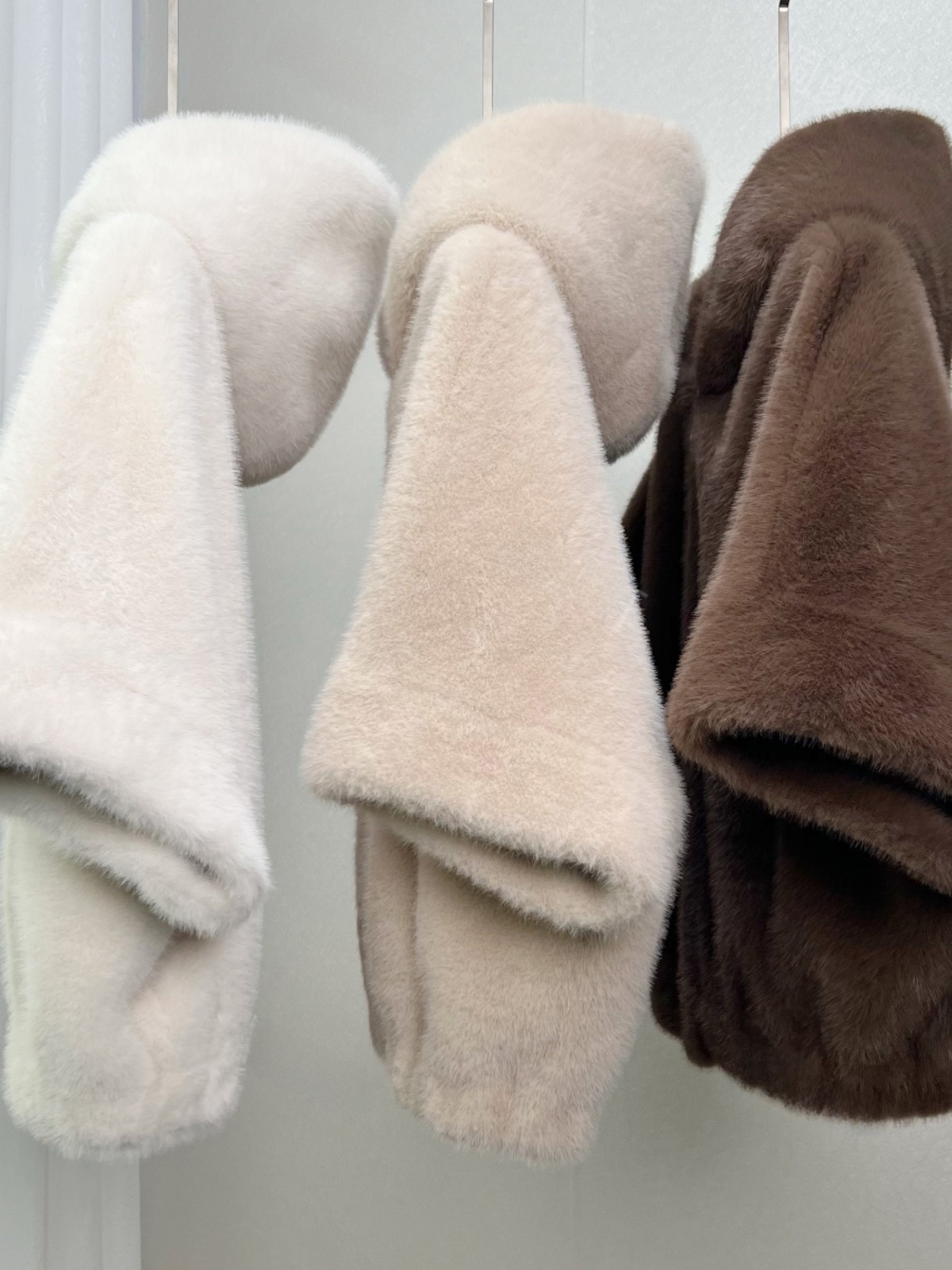 Autumn Winter Faion ort Women's Fur Coat Gold Mink Velvet Jaet Simulation Water Rabbit Fur Hooded Coat New 2024