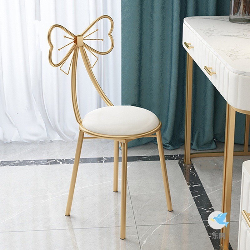 Italienischer einfacher Mädchen-Schlafzimmer-Kommode-Hocker mit Schmetterlingsrückenlehne, Make-up-Hocker, Großhandel mit Schmetterlingsstuhl